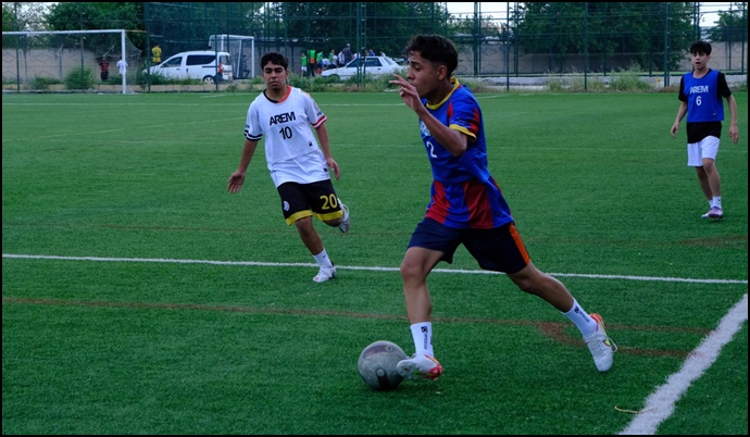 Urfaspor Urfalı Gençlere Sahip Çıkmadı, Amedspor Sahip Çıktı
