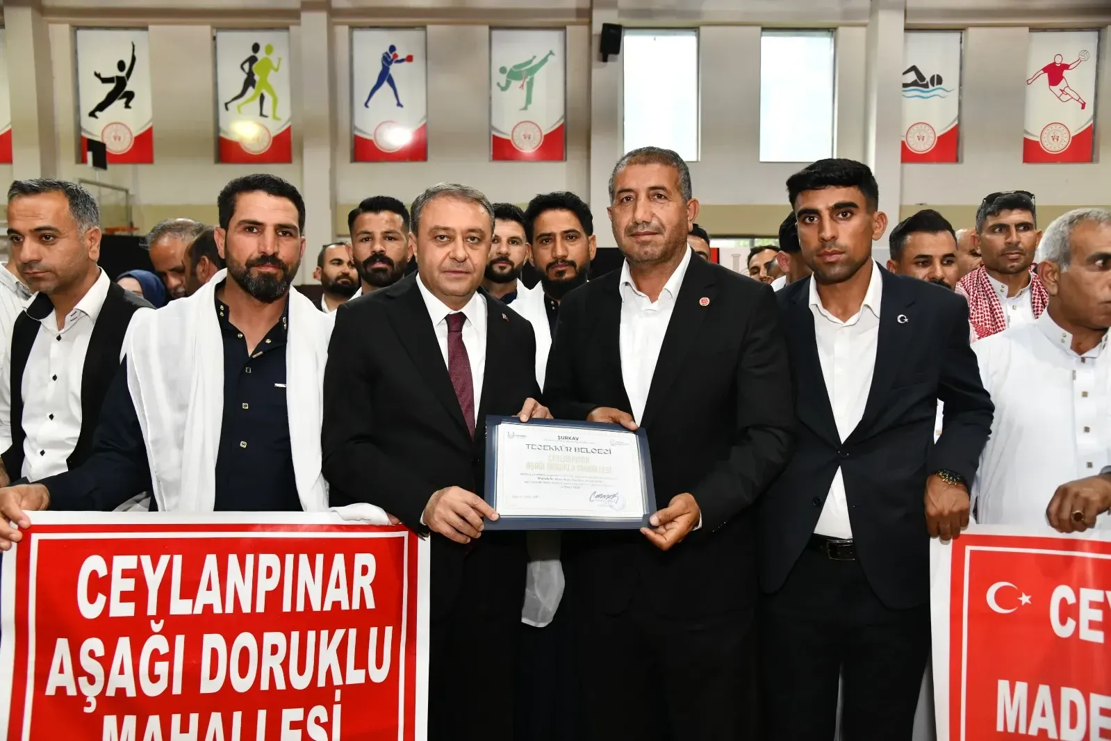 Şanlıurfa’da Halk Oyunları Yarışmasında Ödüller Sahiplerini Buldu
