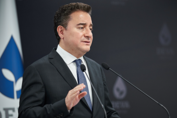Babacan’dan Hatay’daki sel felaketi sonrası taziye ve geçmiş olsun mesajı