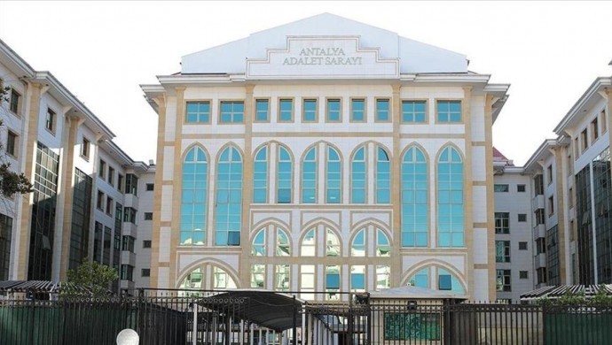 Antalya Büyükşehir Belediyesi soruşturmasında 2 tutuklama