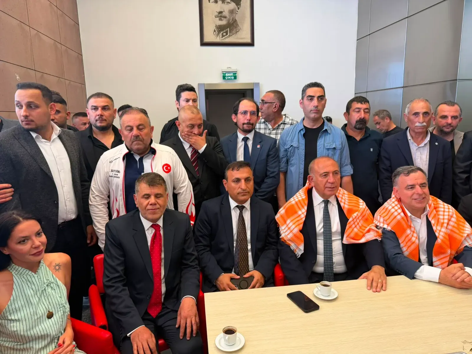 Gürsel Tekin'in Basın Toplantısına Hasan Şahin de Katıldı
