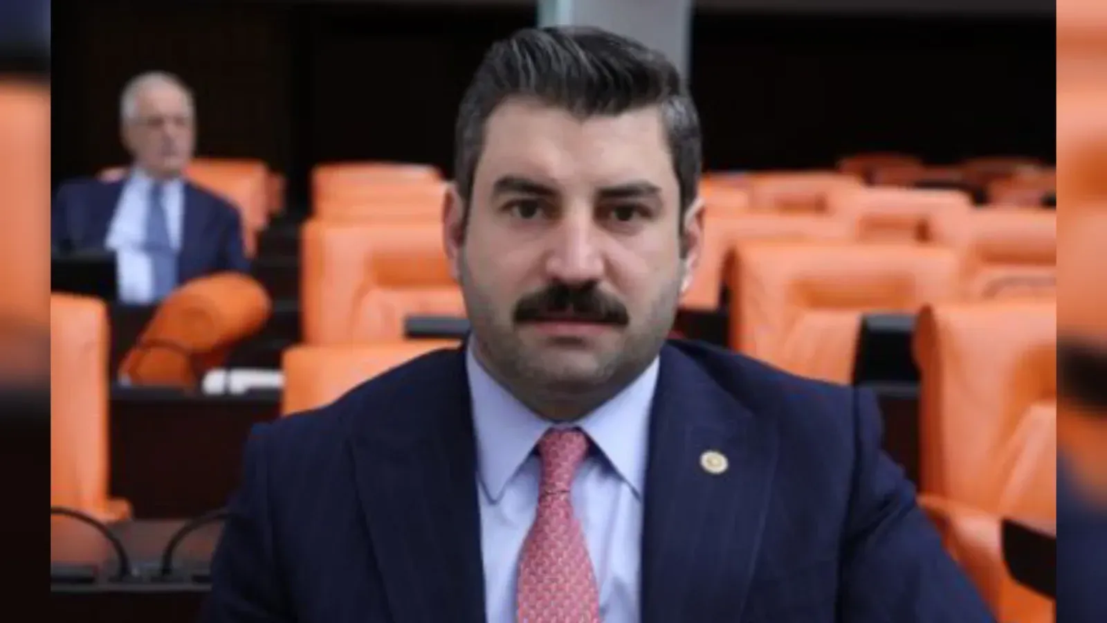Eyyüpoğlu, Şanlıurfa–Suruç Yolunu Bakan Uraloğlu ile Görüştü