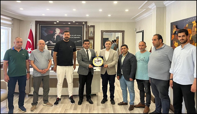 Suruç’ta Kaymakam Balkanlıoğlu’na Teşekkür Plaketi