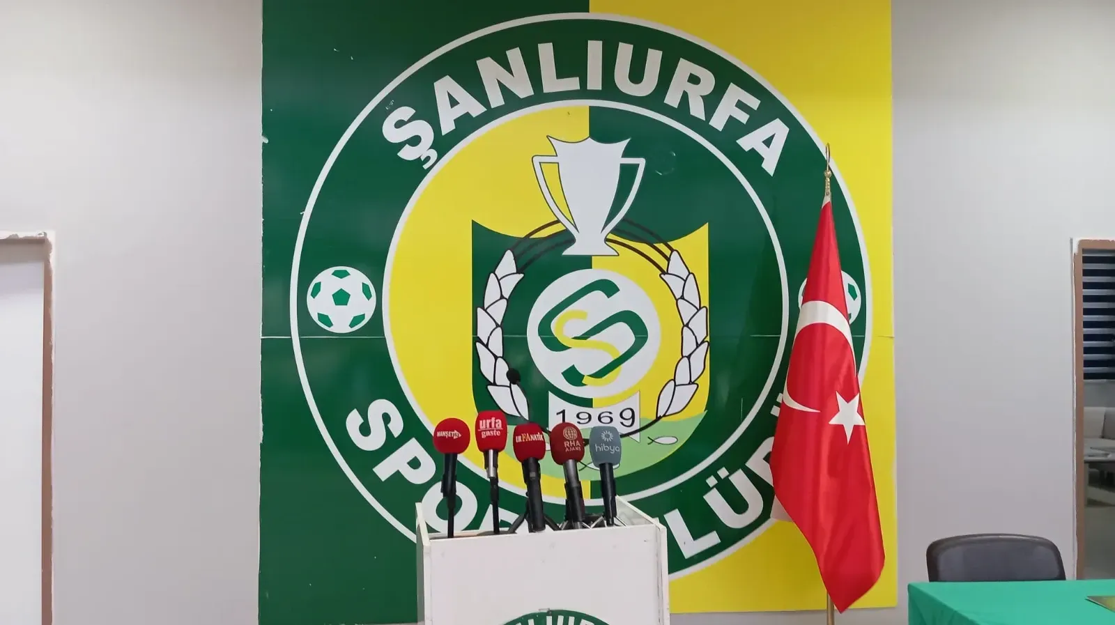 Şanlıurfaspor'da Yeni Sezonun Kadrosu Şekilleniyor: İşte Yeni Transferler 
