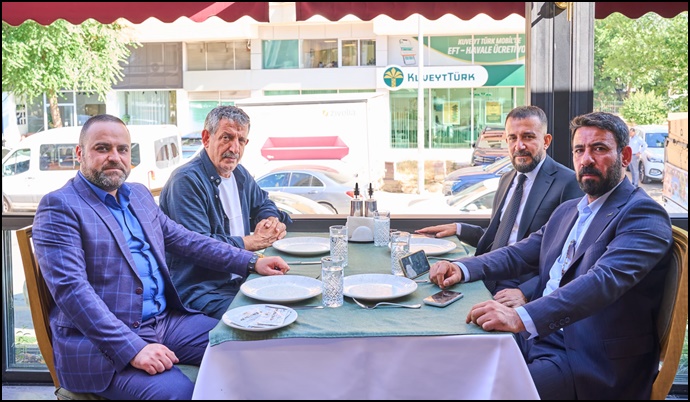 Gani Rüzgar Şavata'dan Aziz Savaş'a Anlamlı Ziyaret