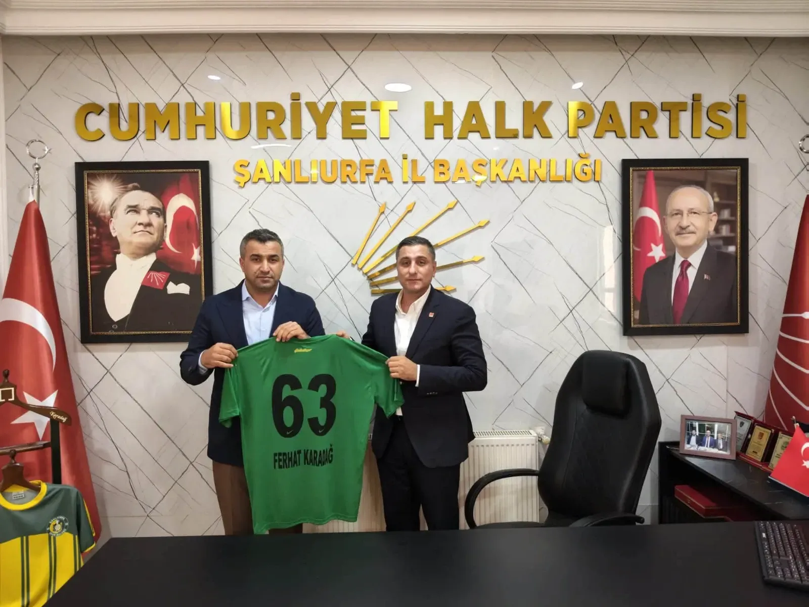 Şanlıurfaspor Yönetiminden CHP Şanlıurfa İl Başkanlığına Ziyaret