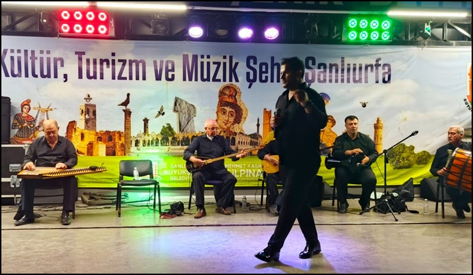 Büyükşehir’den Turgut Özal Parkı’nda Türkülerle Dolu Gece