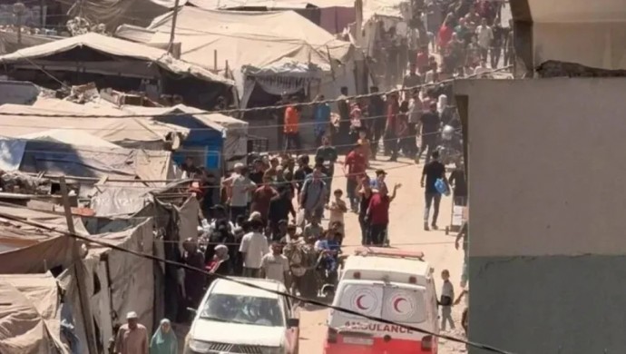 İsrail çadırı bombaladı: 2 kişi yaşamını yitirdi
