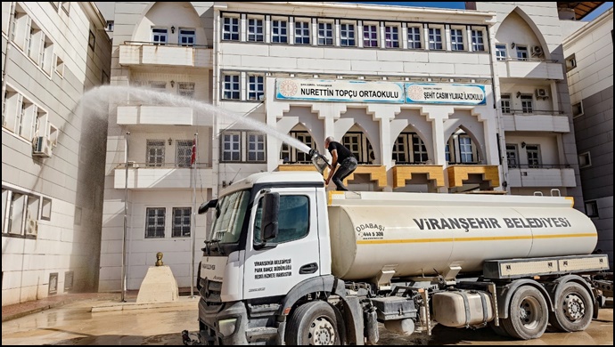 Başkan İnan’dan Yeni Eğitim Yılı Öncesi Okullarda Temizlik Seferberliği