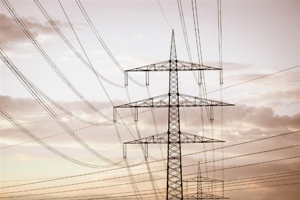 Türkiye’nin elektrik kurulu gücü 120 bin megavatı aştı