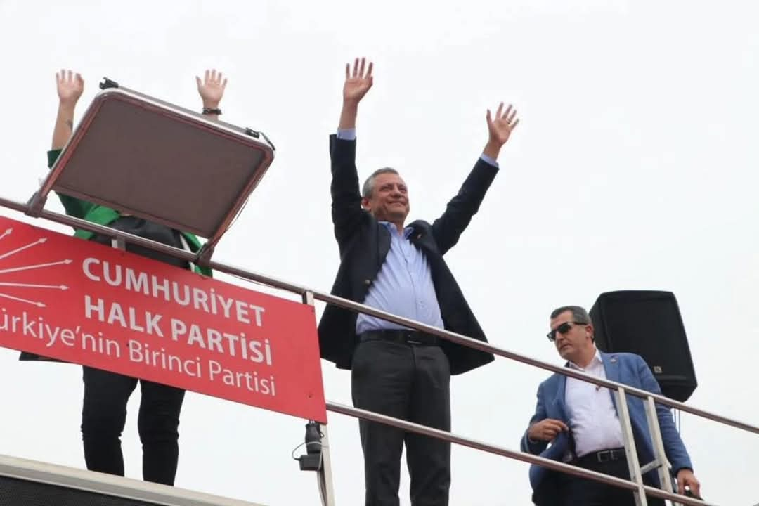 Genel Başkan Özel, Afyonkarahisar'da ‘Millet İradesine Sahip Çıkıyor’ mitingine katıldı