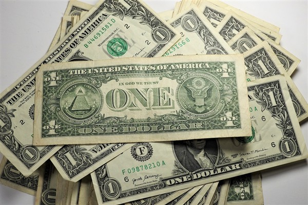 Dolar endeksi 97,89 civarında bulunuyor