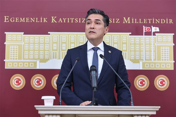 Kavuncu: Yargılama usulleri, davaların siyasi olduğunu bas bas bağırıyor