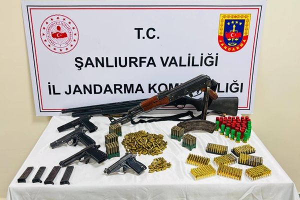 Şanlıurfa’da kaçak sigara ve uyuşturucu operasyonları düzenlendi