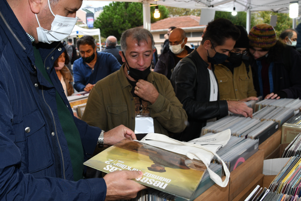 5. Kadıköy Plak Günleri’ne yoğun ilgi