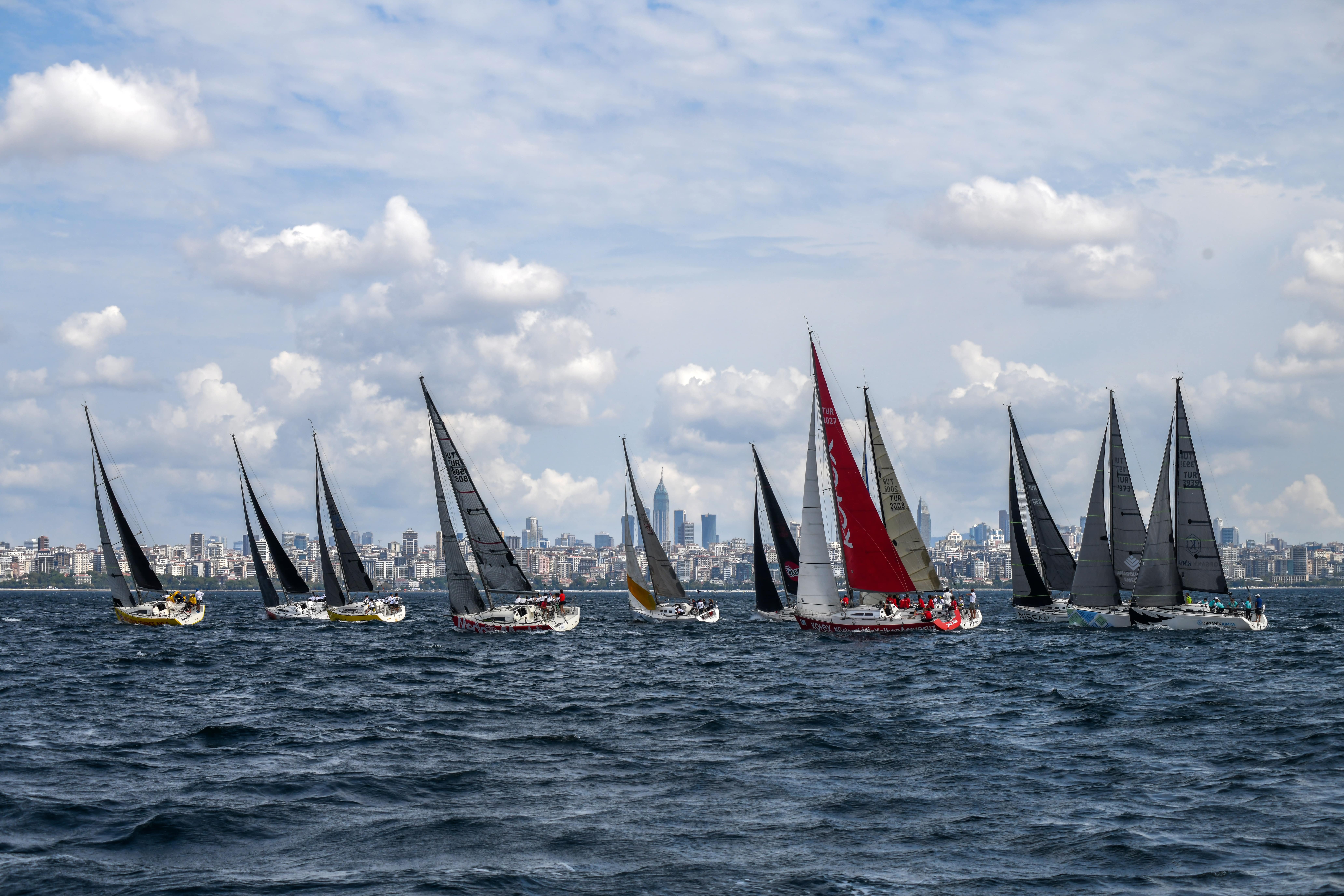 9. Deniz Kızı Kadın Yelken Kupası 20 Ekim'de Hepsiburada ana sponsorluğunda düzenlenecek