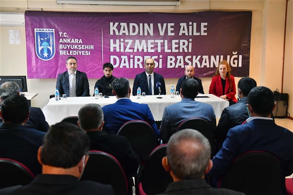ABB’nin bilgisayar eğitimine katılan muhtarlarda mezuniyet sevinci
