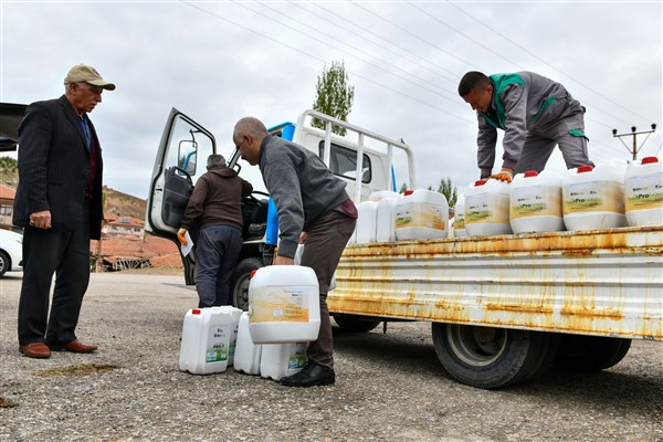 ABB'nin çiftçilere sıvı gübre desteği bayram öncesi tamamlandı