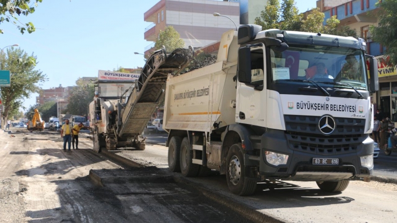 Açıksu caddesinde yol genişletme çalışmaları devam ediyor-(VİDEO)