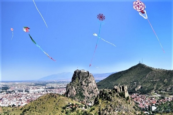 Afyonkarahisar'da uçurtma şenliği