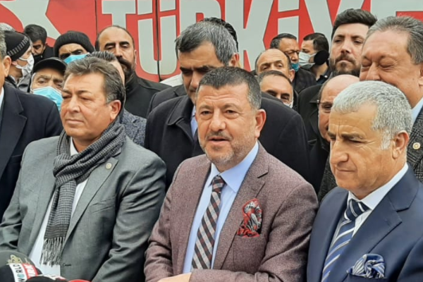 Ağbaba: “Gitmesi gereken Pakdemirli değil Erdoğan’dır”