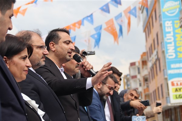 AK Parti Batman milletvekili adayları, Batman'da vatandaşlarla bir araya geldi