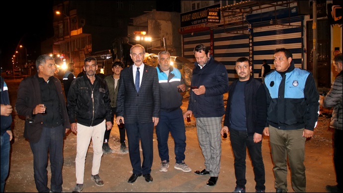 Akçakale Belediyesi Gece Gündüz Çalışıyor-(VİDEO)