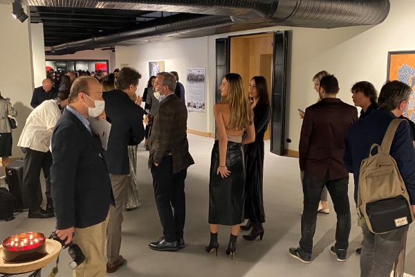 Akfen Holding’in sanat alanı Loft Art, Humano sergisi ile kapılarını açtı