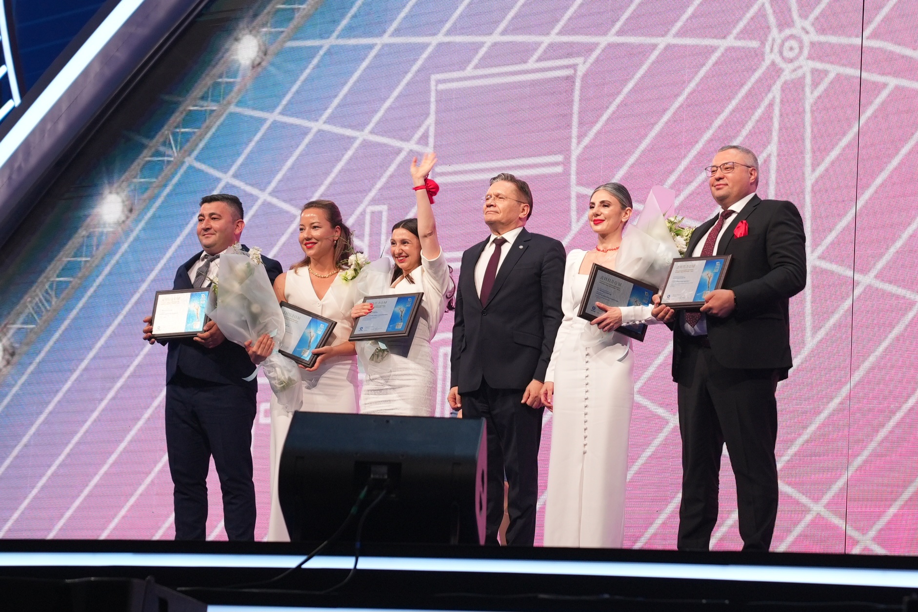 Akkuyu çalışanları, “Rosatom Yılın İnsanı” töreninde ödül kazandı