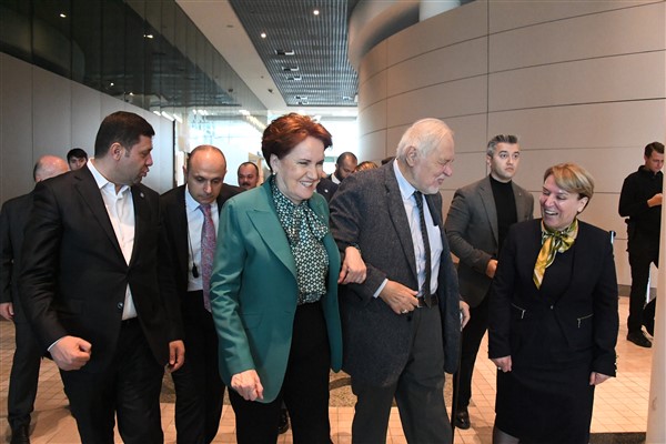 Akşener'den yargı krizi sorusuna cevap