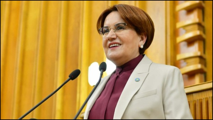 Akşener, İskenderun'da kurulan sahra hastanesini ziyaret etti