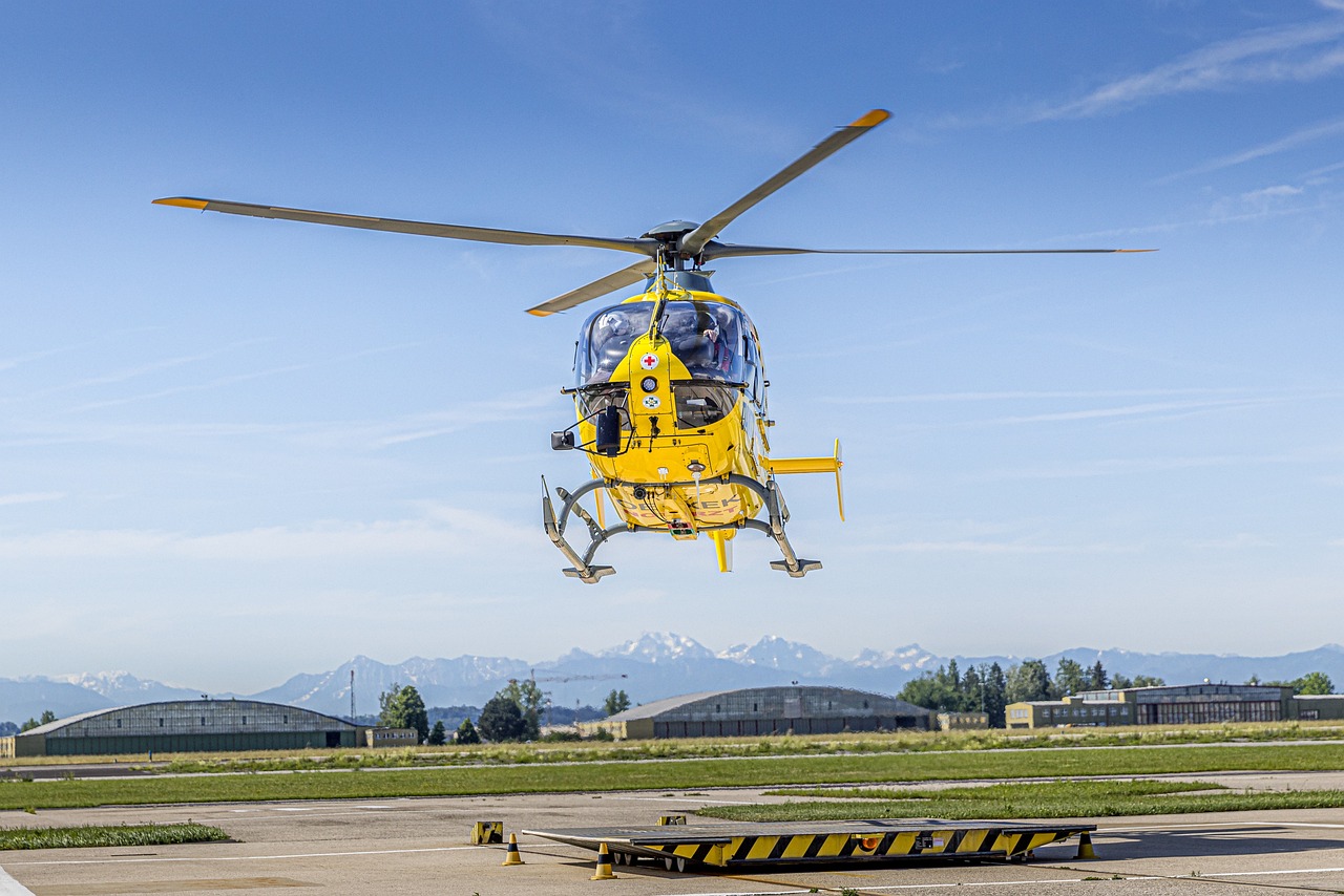 AKUT Bursa ekibi, Uludağ'da mahsur kalan 3 kişiyi kurtarma operasyonuna destek veriyor