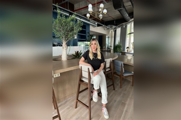 Alara Dinç’ten “Denizin Kayıp Kızı”