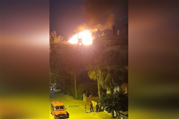 Antalya'da apartman yangını