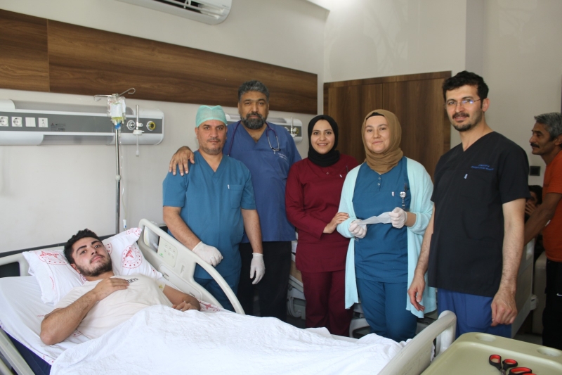 Aşırı Terleme sorunu olan Hasta sağlığına kavuştu-(VİDEO)