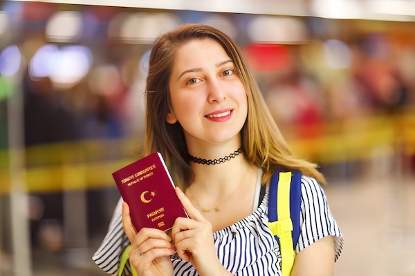 B2Press: “Gençlerin yüzde 73’ü göç etmek istiyor”