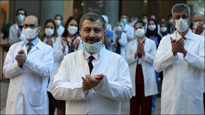 Bakan Koca: Türkiye yüzde 2.3 ile en düşük ölüm oranına sahip ülkelerden biridir