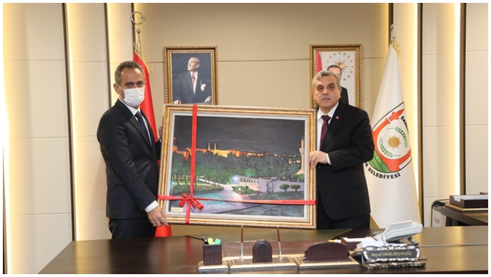 Bakan Özer'den Şanlıurfa Büyükşehir Belediyesine Övgü-(VİDEO)