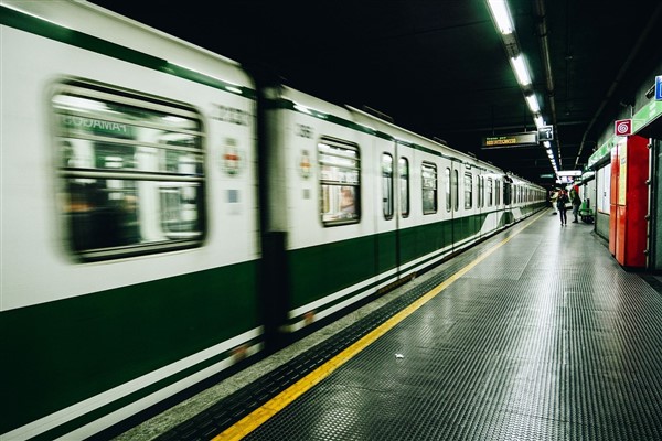 Bakan Uraloğlu’ndan Ankara Bursa Hızlı Tren Hattı şantiyesinde inceleme 