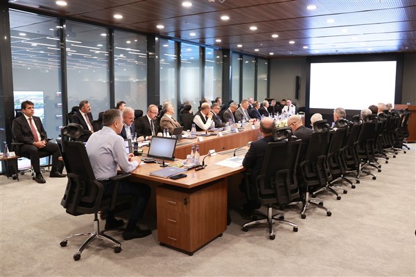 Bakan Yerlikaya başkanlığında Güvenlik, İstihbarat ve Koordinasyon Toplantısı yapılıyor