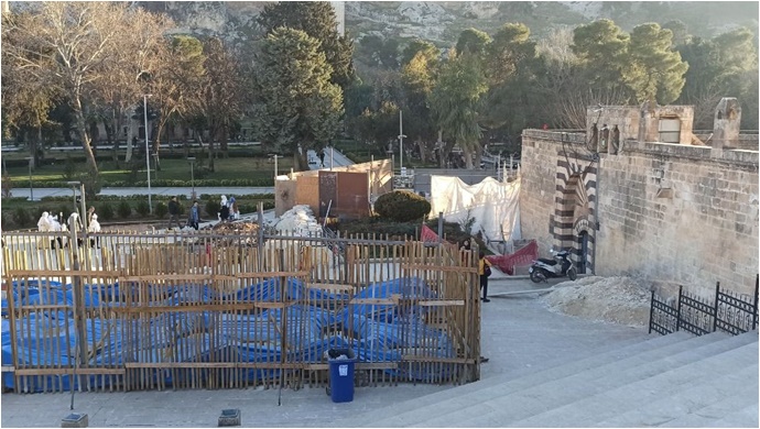 Balıklıgöl'deki Restorasyon Yılan Hikayesine Döndü