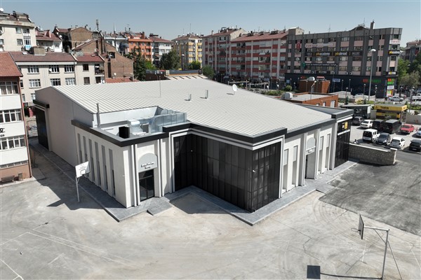 Başkan Altay: “Tarihi Konya Lisesi spor ve konferans salonu yeni eğitim dönemine hazır”