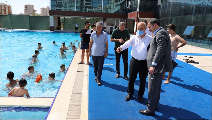 Başkan Baydilli Gençleri Havuza Davet Etti-(VİDEO)