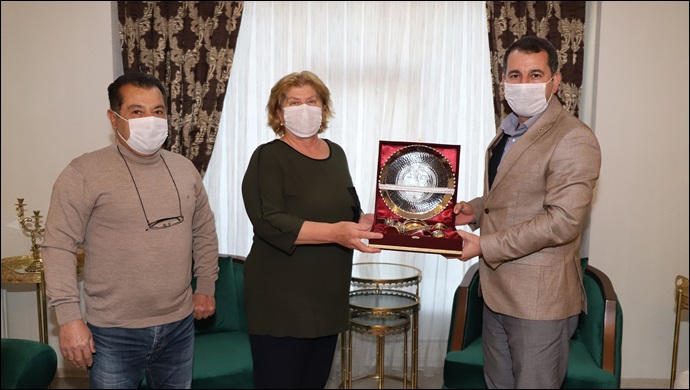 Başkan Baydilli’den Öğretmenler gününde Anlamlı Ziyaret