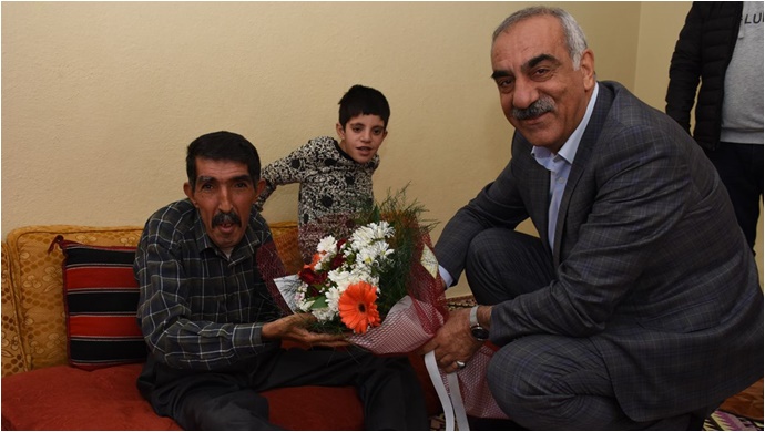 Başkan Bayık, Engelli Bireyleri Ziyaret Edip Taleplerini Dinledi