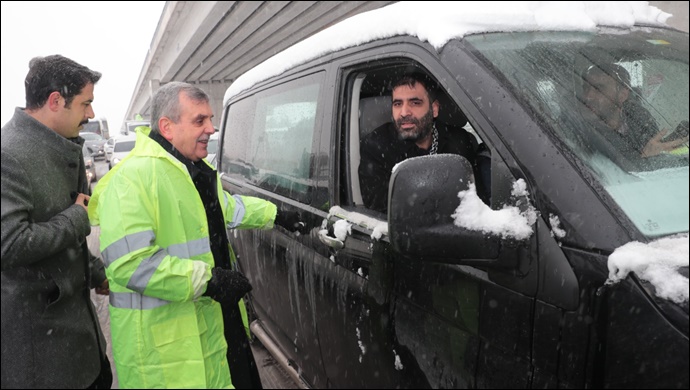  Başkan Beyazgül, Karla Mücadele Çalışmasını İnceledi-(VİDEO)
