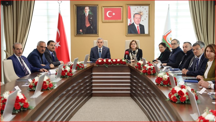 Başkan Beyazgül, “şehrimizi hep birlikte tekrar ayağa kaldıracağız”-(VİDEO)