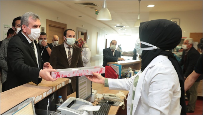 Başkan Beyazgül Vatandaşlarla Bir Araya Gelmeye Devam Ediyor-(VİDEO)