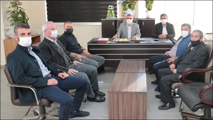  Başkan Beyazgül'den Şanlıurfaspor'a Galibiyet Ziyareti