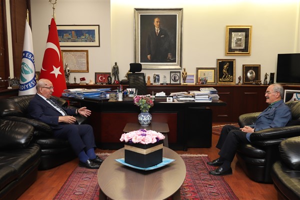 Başkan Büyükerşen Başkan Albayrak,'ı ağırladı